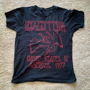Led Zeppelin graphic t